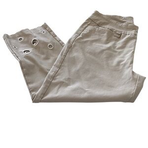 Lulu-B pull on capris